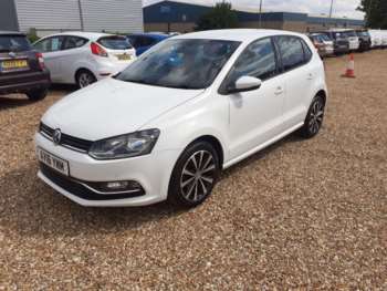 Used Volkswagen Polo 2016 for sale - 75311675: Photo