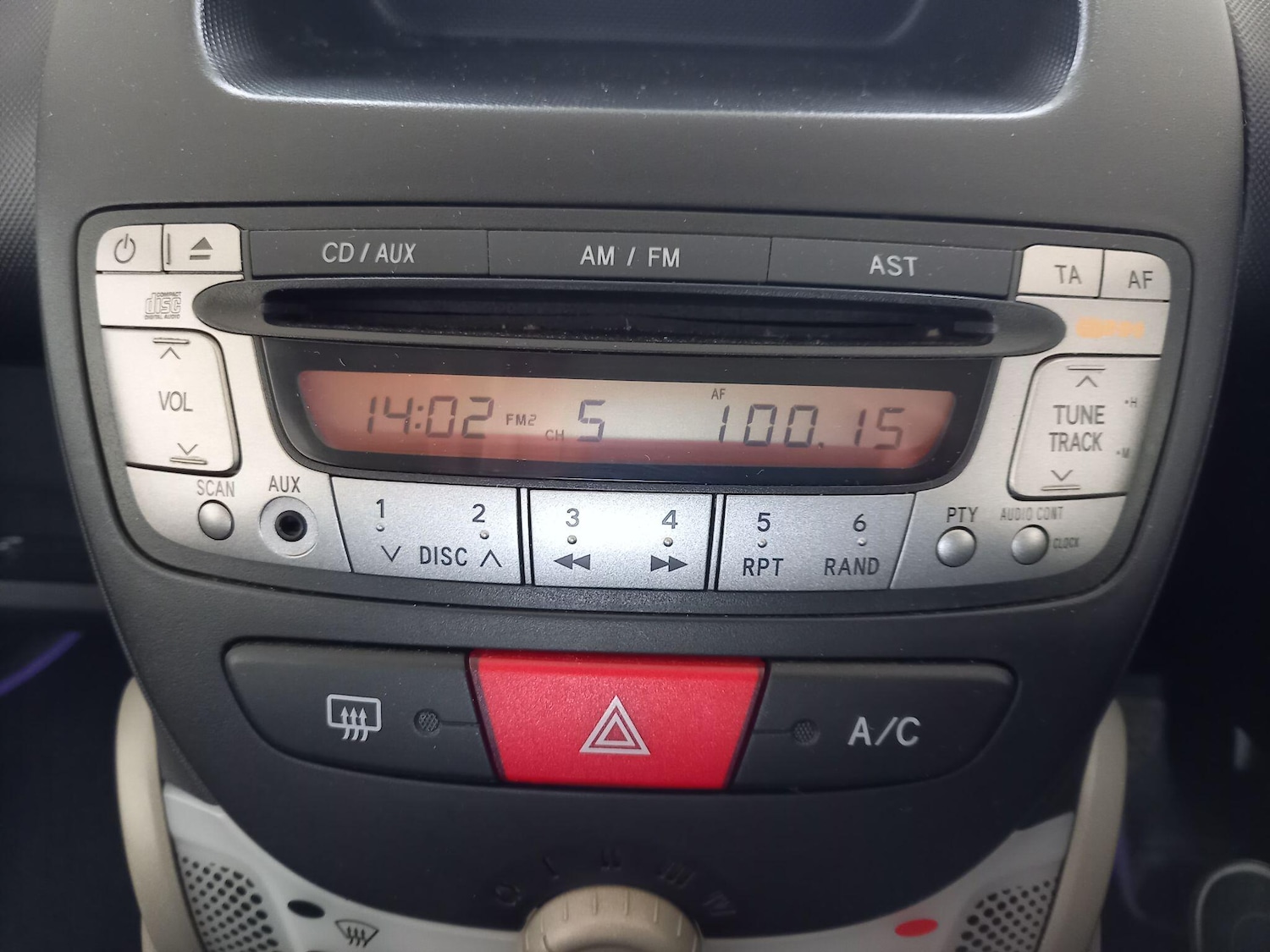 Used Peugeot 107 2013 for sale - 78204462: Photo 18