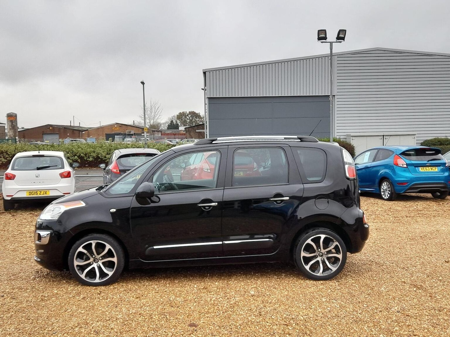 Used Citroen C3 Picasso 2016 for sale - 76945668: Photo 6