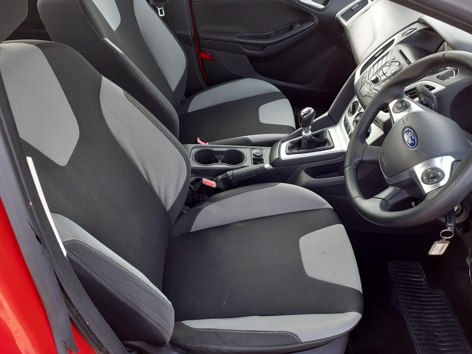 Used Ford Focus 2013 for sale - 76122115: Photo 16