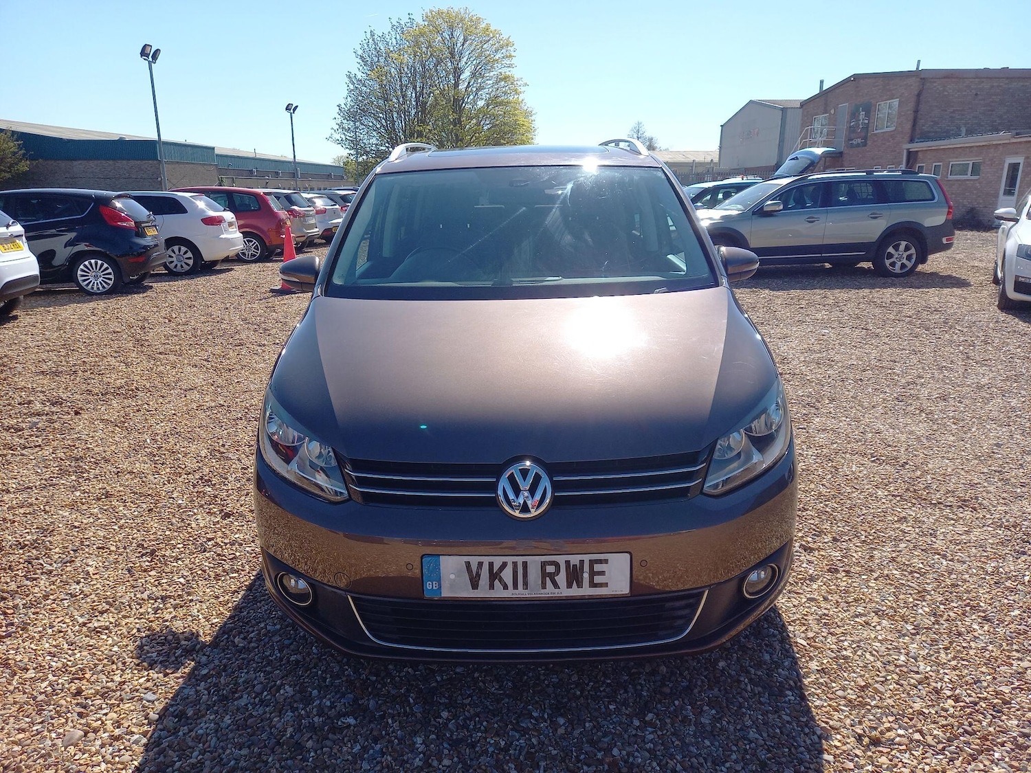 Used Volkswagen Touran 2011 for sale - 78157299: Photo 2