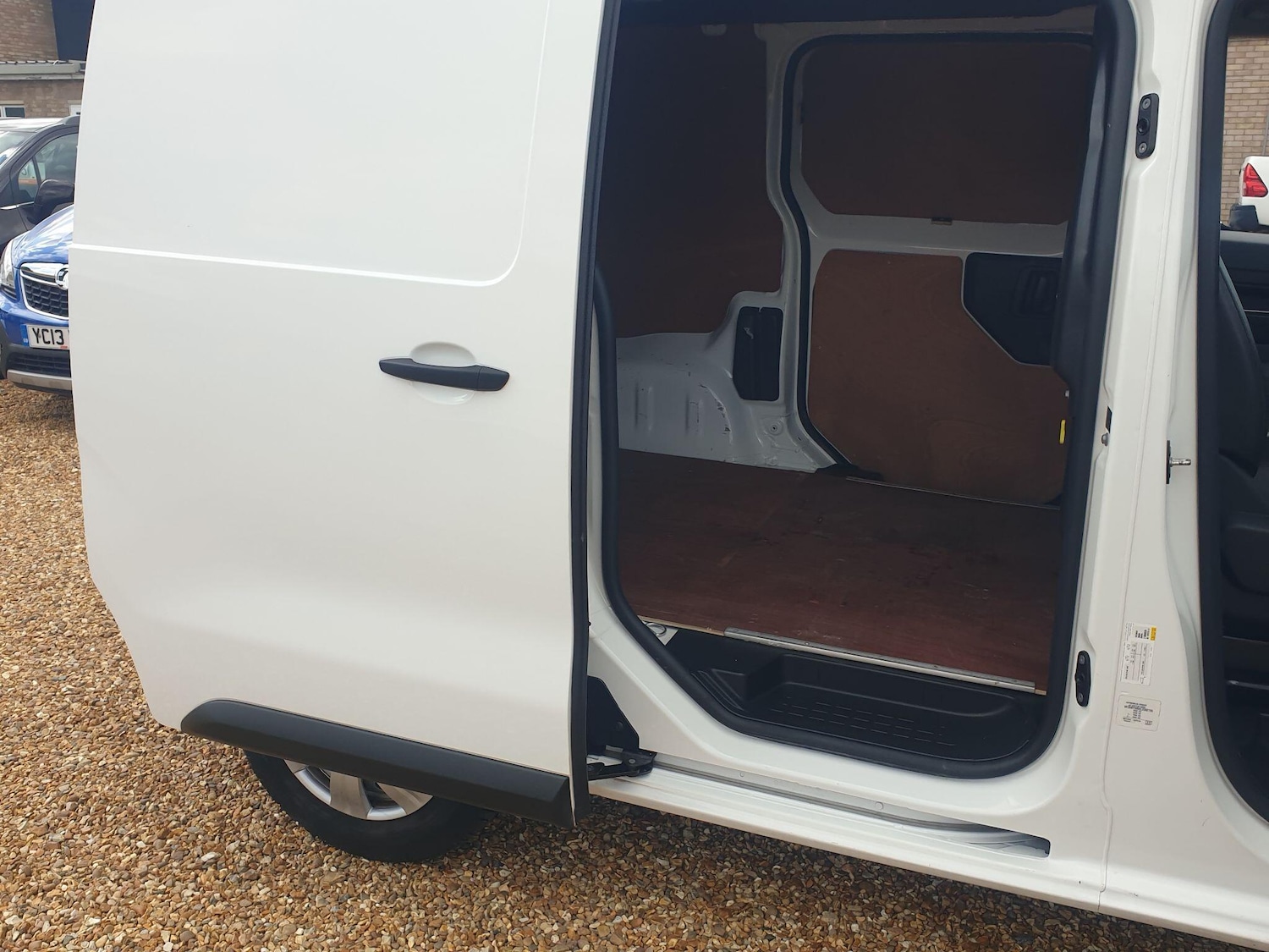 Used Peugeot Expert 2021 for sale - 76945689: Photo 14