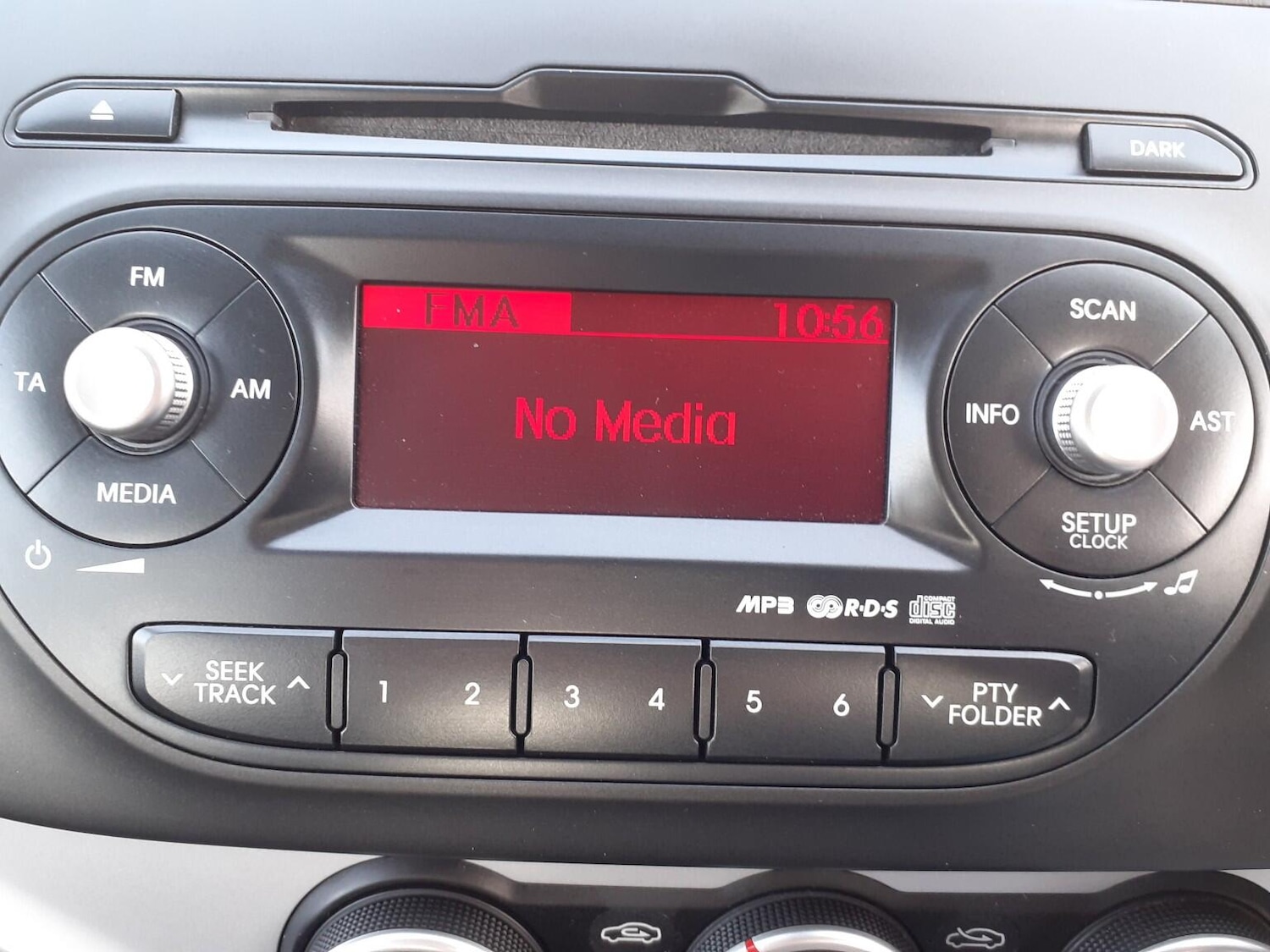 Used Kia Picanto 2012 for sale - 77570479: Photo 12