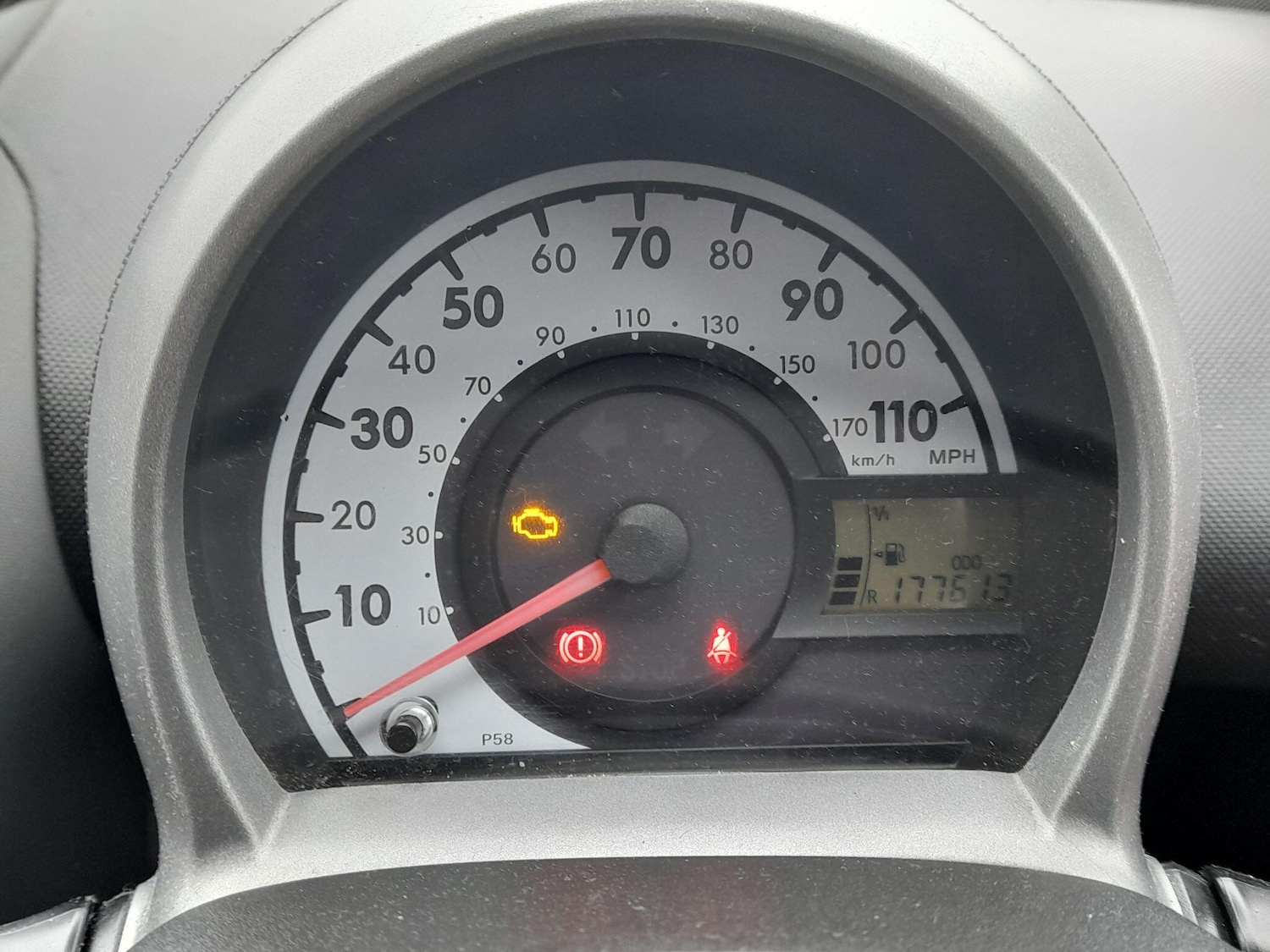 Used Peugeot 107 2011 for sale - 77570464: Photo 10