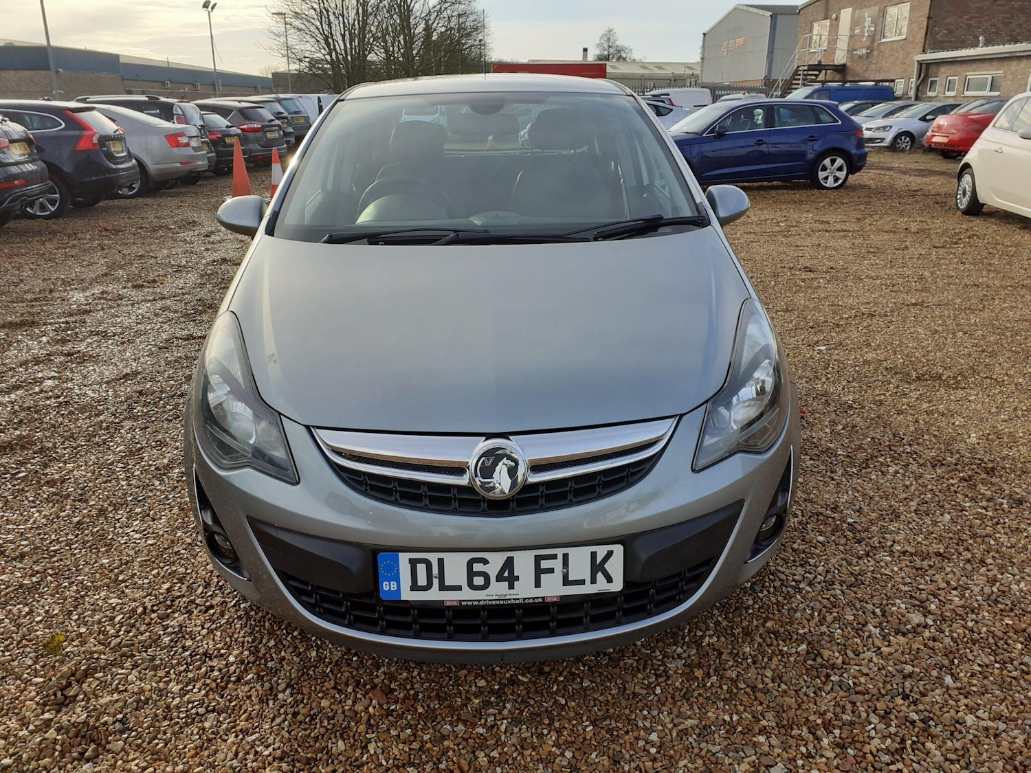Used Vauxhall Corsa 2015 for sale - 76832276: Photo 2
