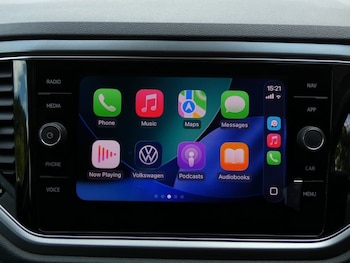 Used Volkswagen T-Roc 2021 for sale - 79146771: Photo