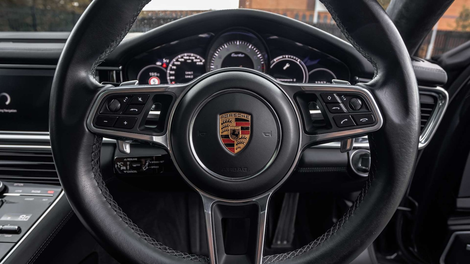 Used Porsche Panamera 2017 for sale - 76034852: Photo 11