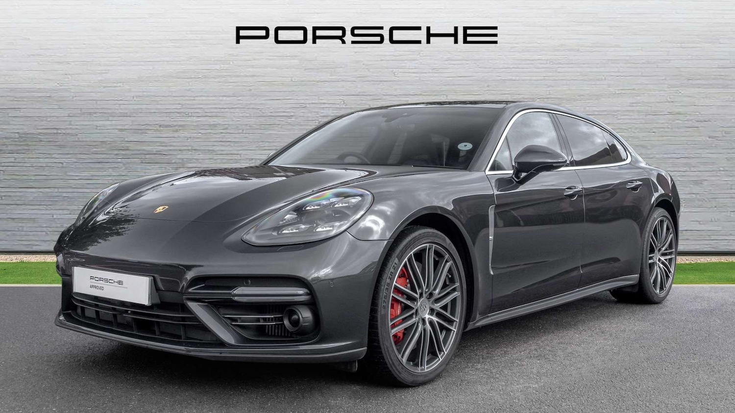 Used Porsche Panamera 2017 for sale - 76034852: Photo 2