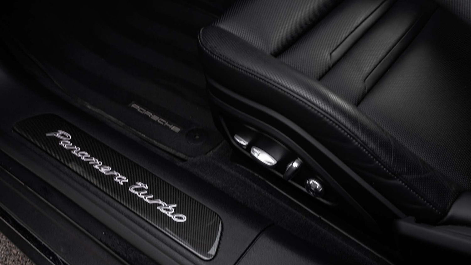 Used Porsche Panamera 2017 for sale - 76034852: Photo 21