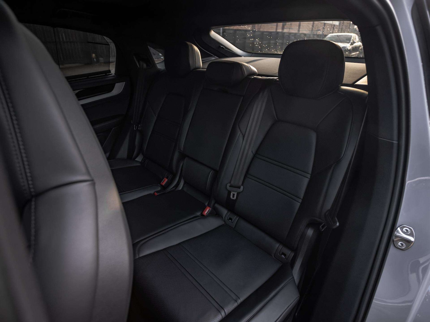 Used Porsche Cayenne 2025 for sale - 77076551: Photo 15