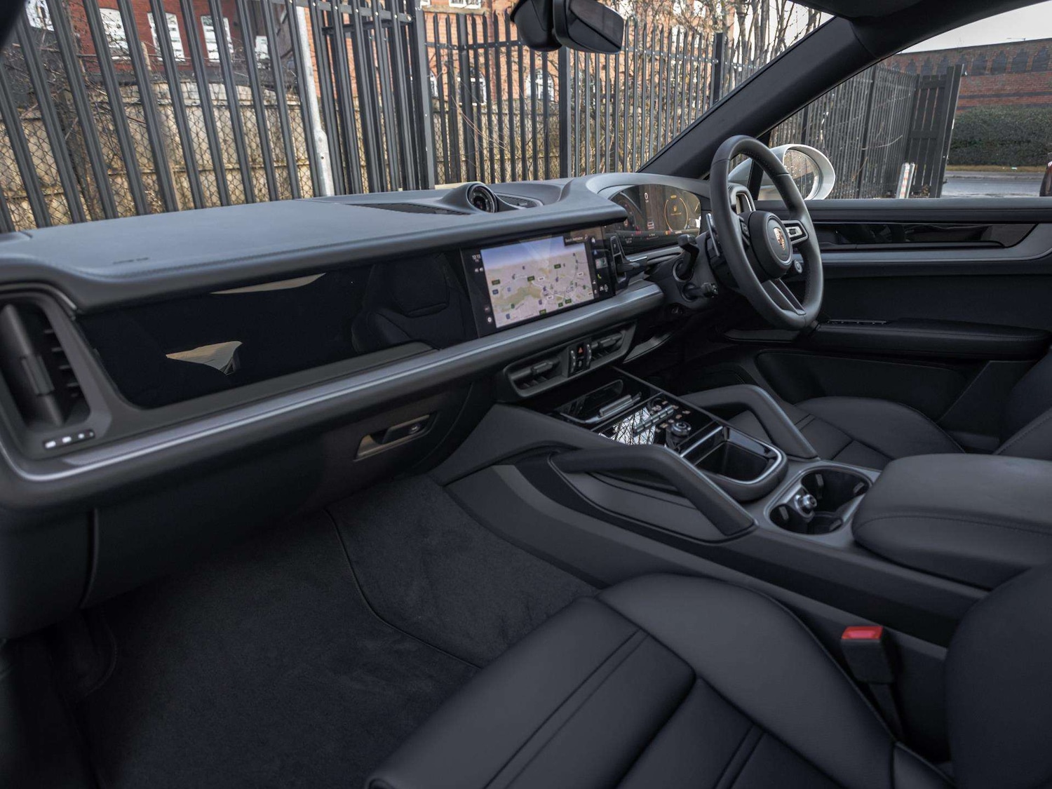 Used Porsche Cayenne 2025 for sale - 77076551: Photo 5