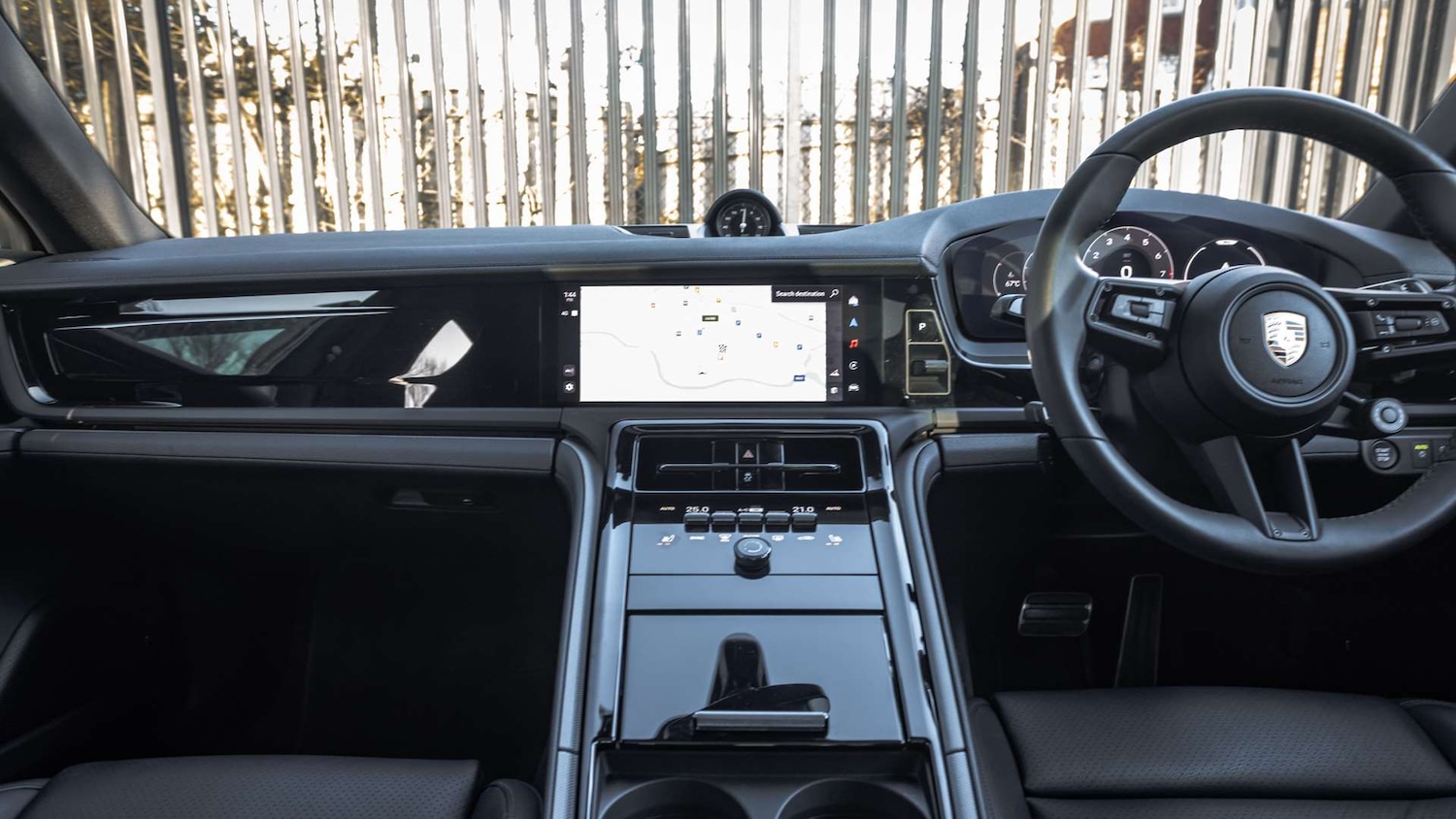 Used Porsche Panamera 2025 for sale - 77000280: Photo 11