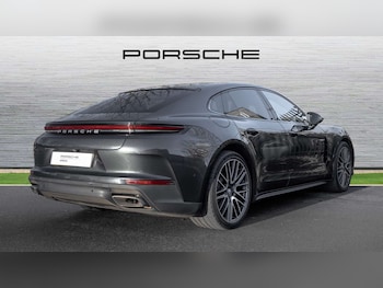 Used Porsche Panamera 2025 for sale - 77000280: Photo