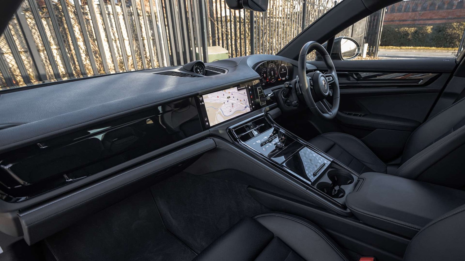 Used Porsche Panamera 2025 for sale - 77000280: Photo 5