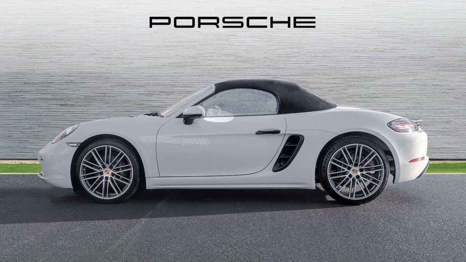 Used Porsche Boxster 2023 for sale - 76875738: Photo 9