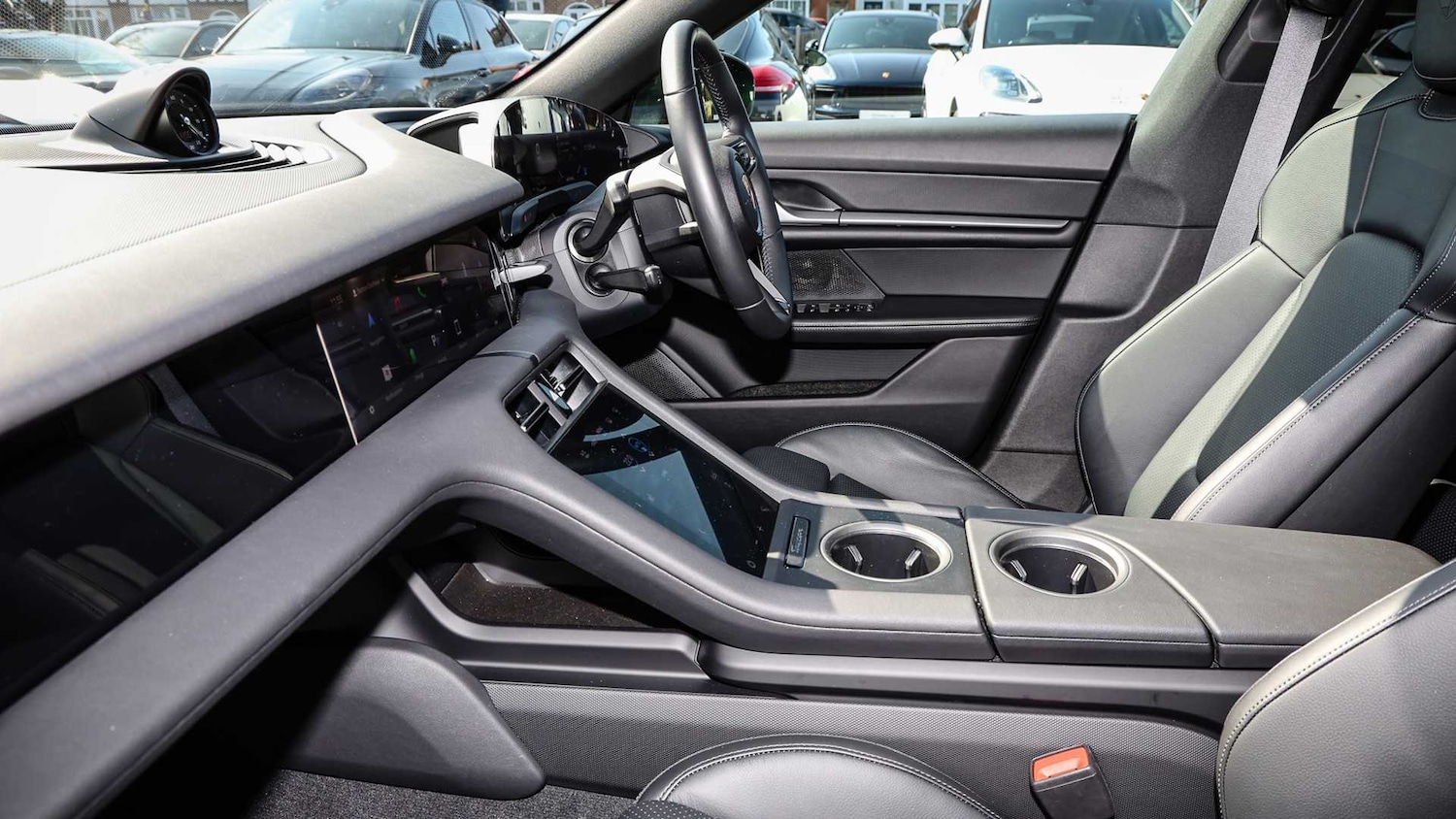 Used Porsche Taycan 2024 for sale - 76691991: Photo 11