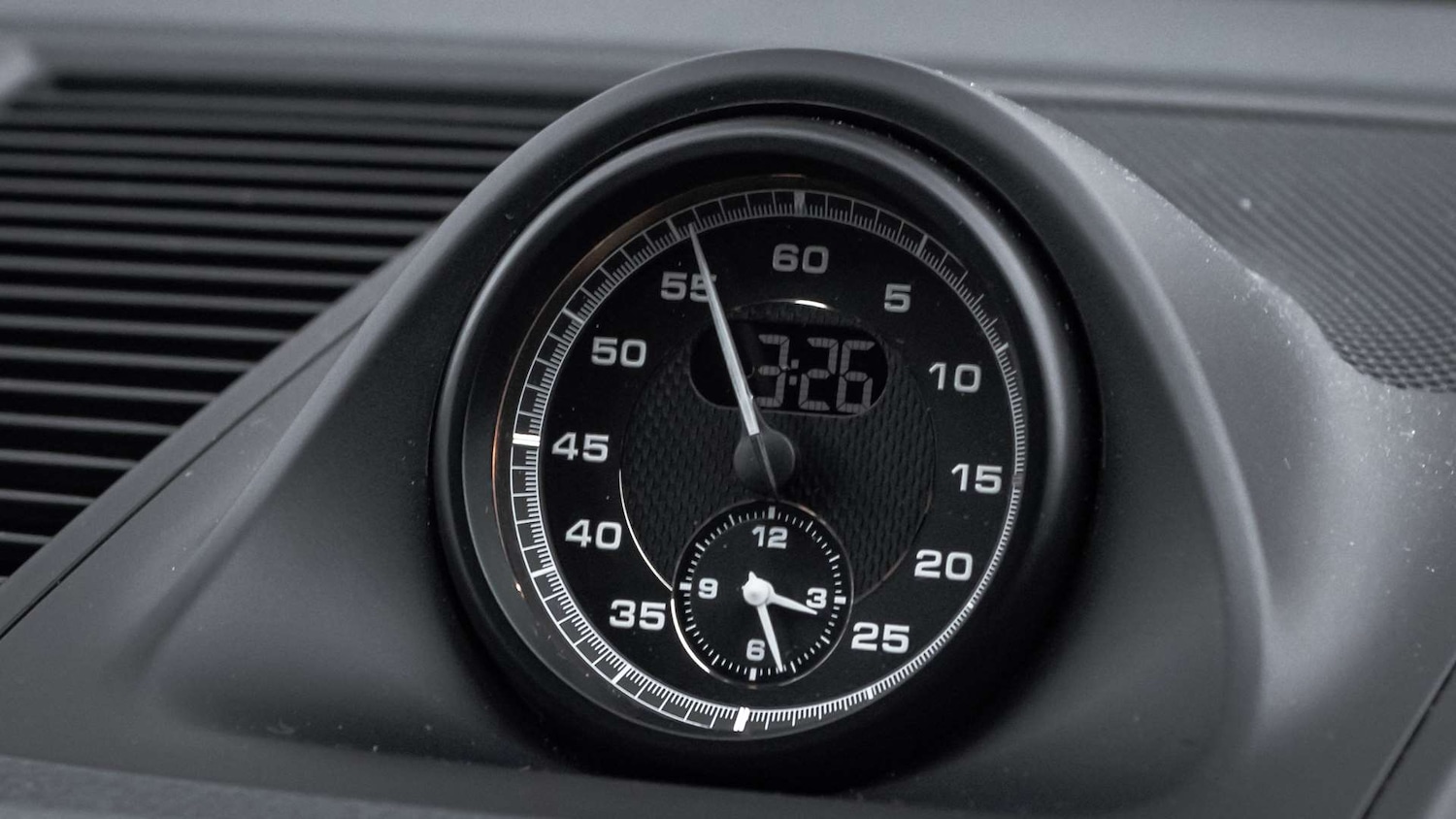 Used Porsche Macan 2025 for sale - 77913784: Photo 19