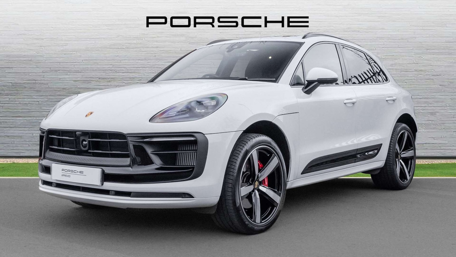 Used Porsche Macan 2025 for sale - 77913784: Photo 2