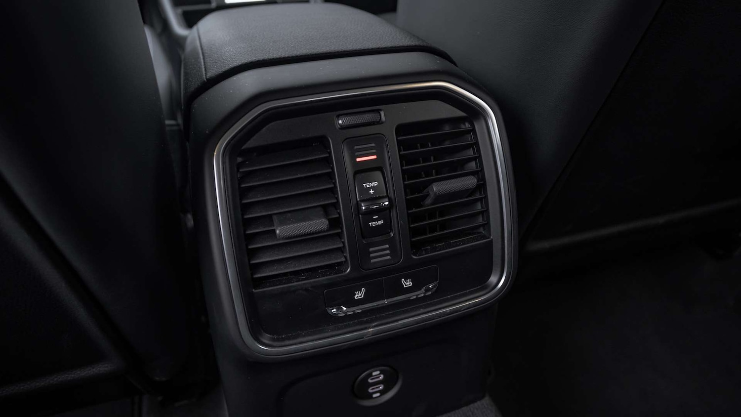 Used Porsche Macan 2025 for sale - 77913784: Photo 27