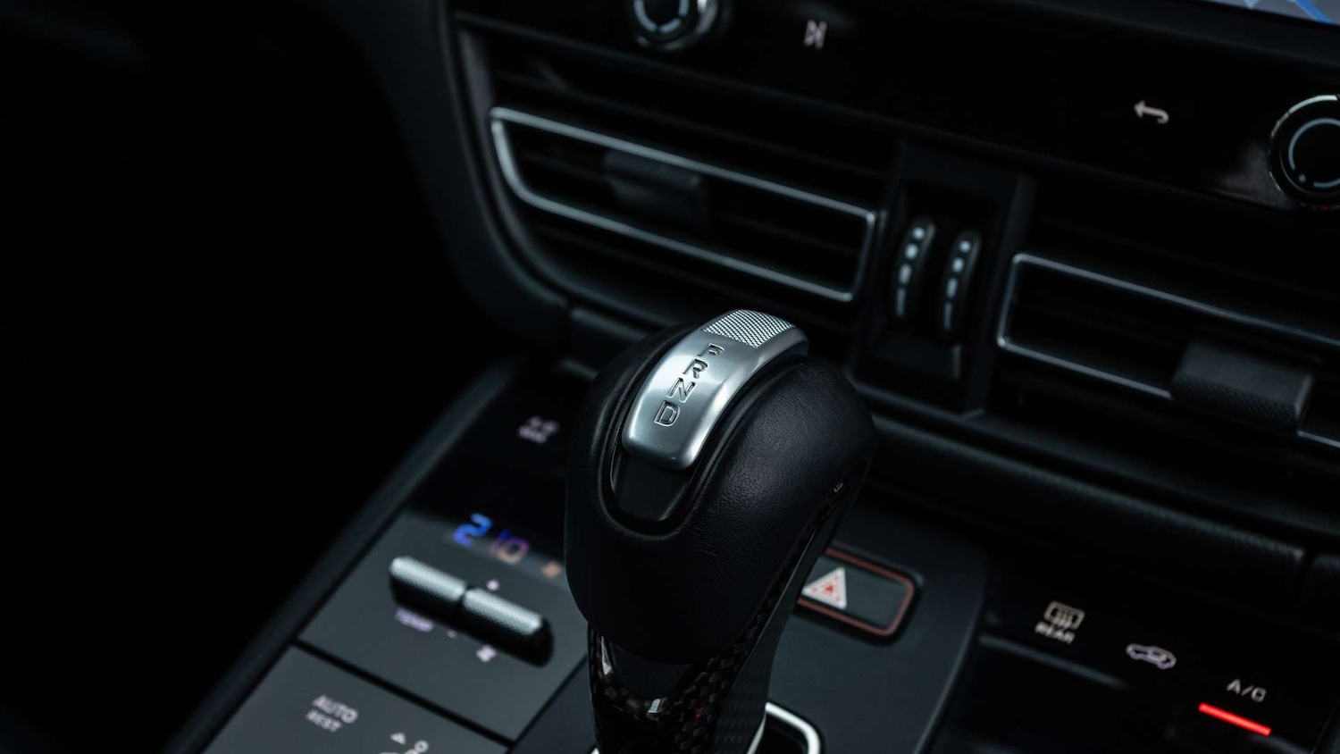 Used Porsche Macan 2024 for sale - 76774273: Photo 26