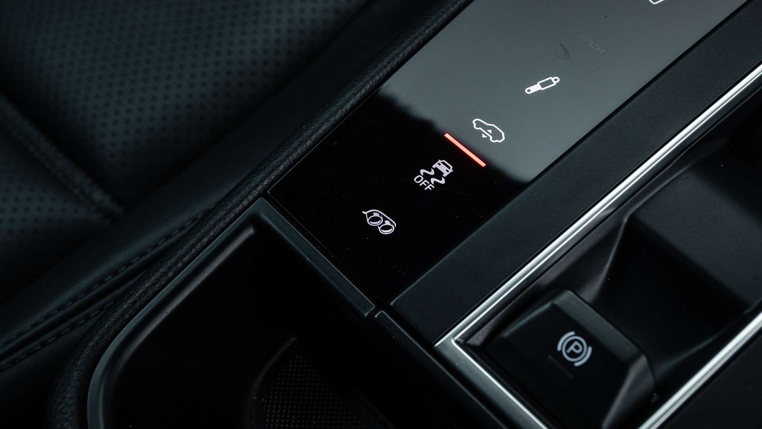 Used Porsche Macan 2024 for sale - 76774273: Photo 30