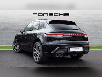 Used Porsche Macan 2023 for sale - 77913642: Photo