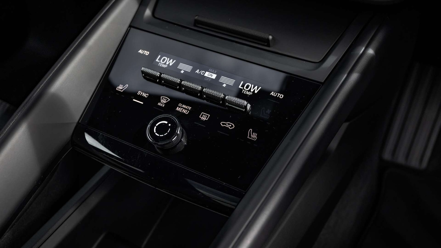 Used Porsche Macan 2025 for sale - 76191851: Photo 27