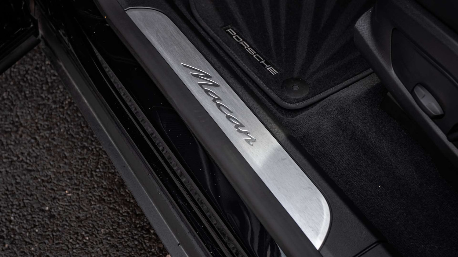 Used Porsche Macan 2025 for sale - 76191851: Photo 34
