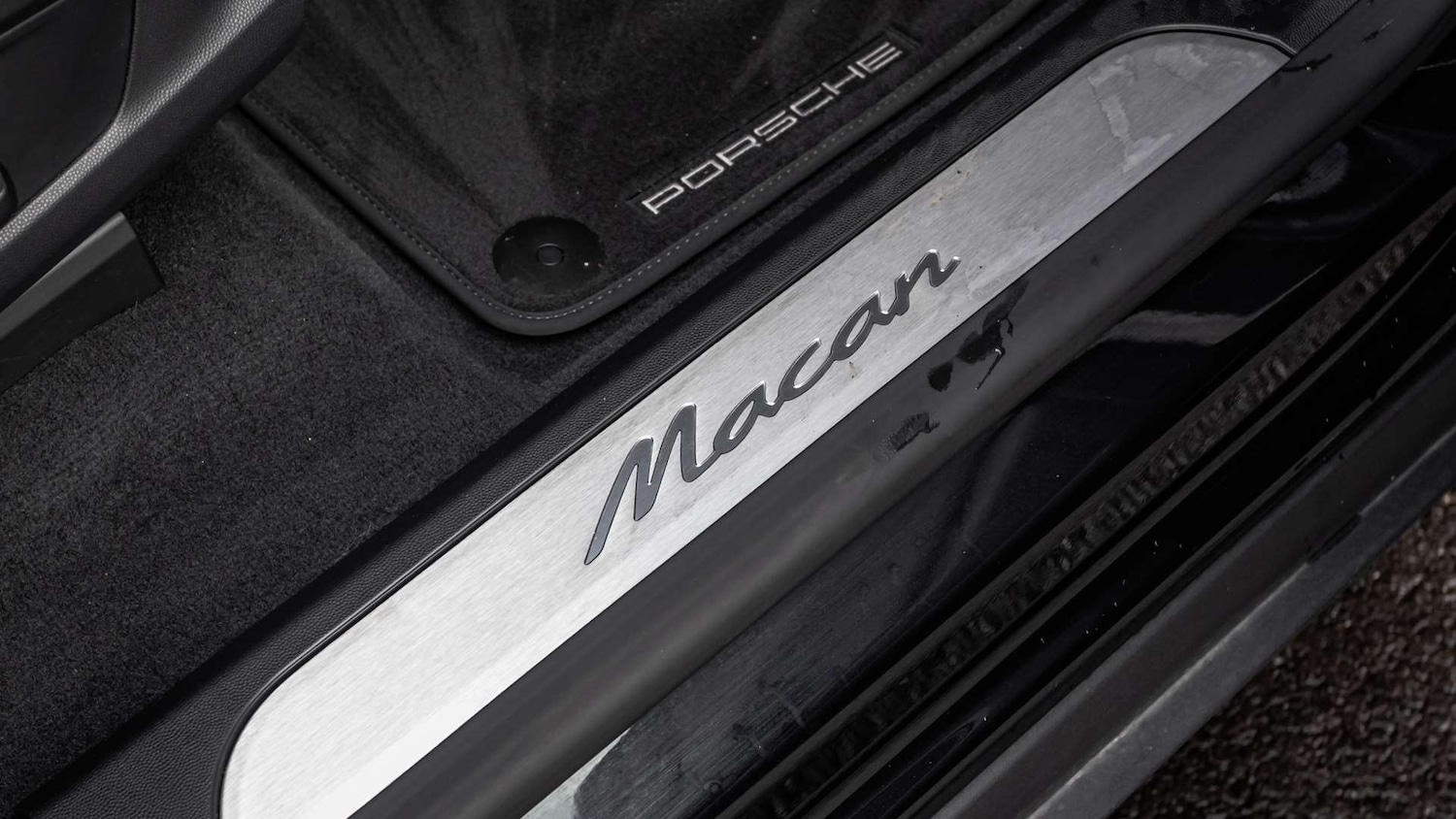 Used Porsche Macan 2025 for sale - 76191851: Photo 35