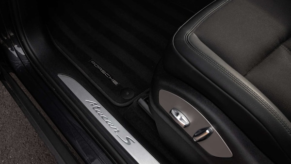 Used Porsche Macan 2022 for sale - 76205137: Photo 28
