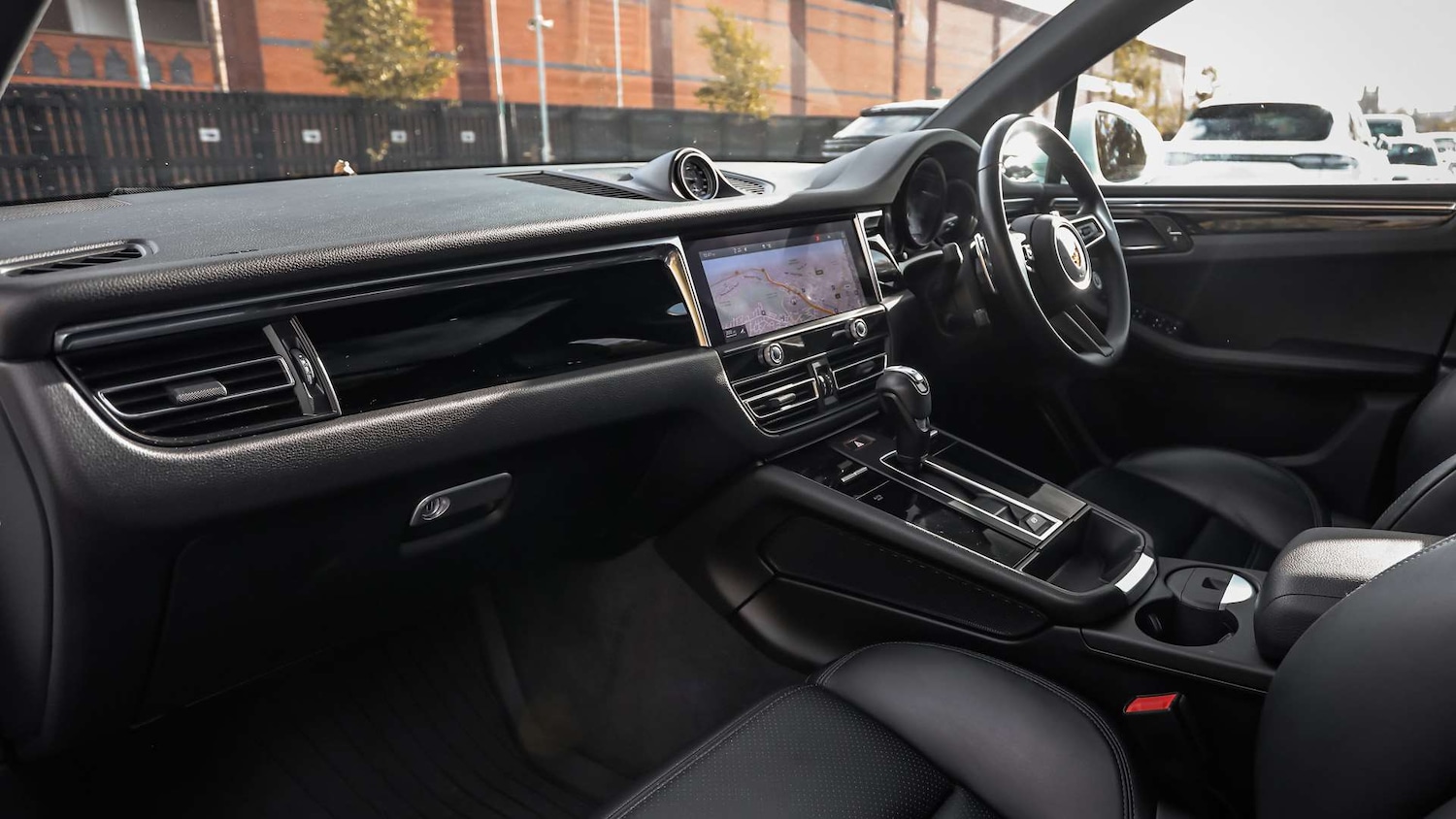 Used Porsche Macan 2021 for sale - 76442500: Photo 13