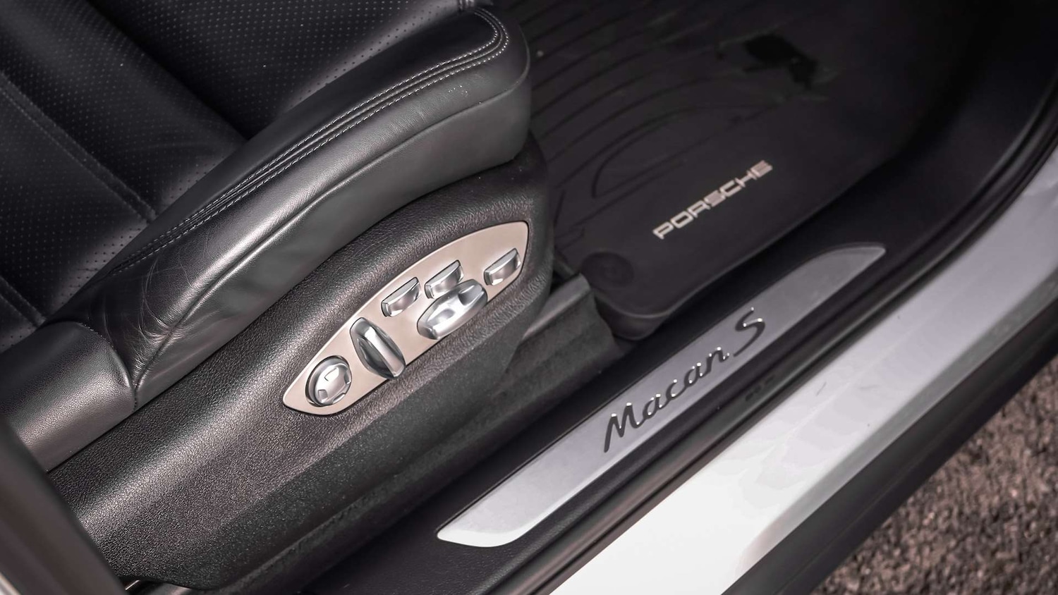 Used Porsche Macan 2021 for sale - 76442500: Photo 18