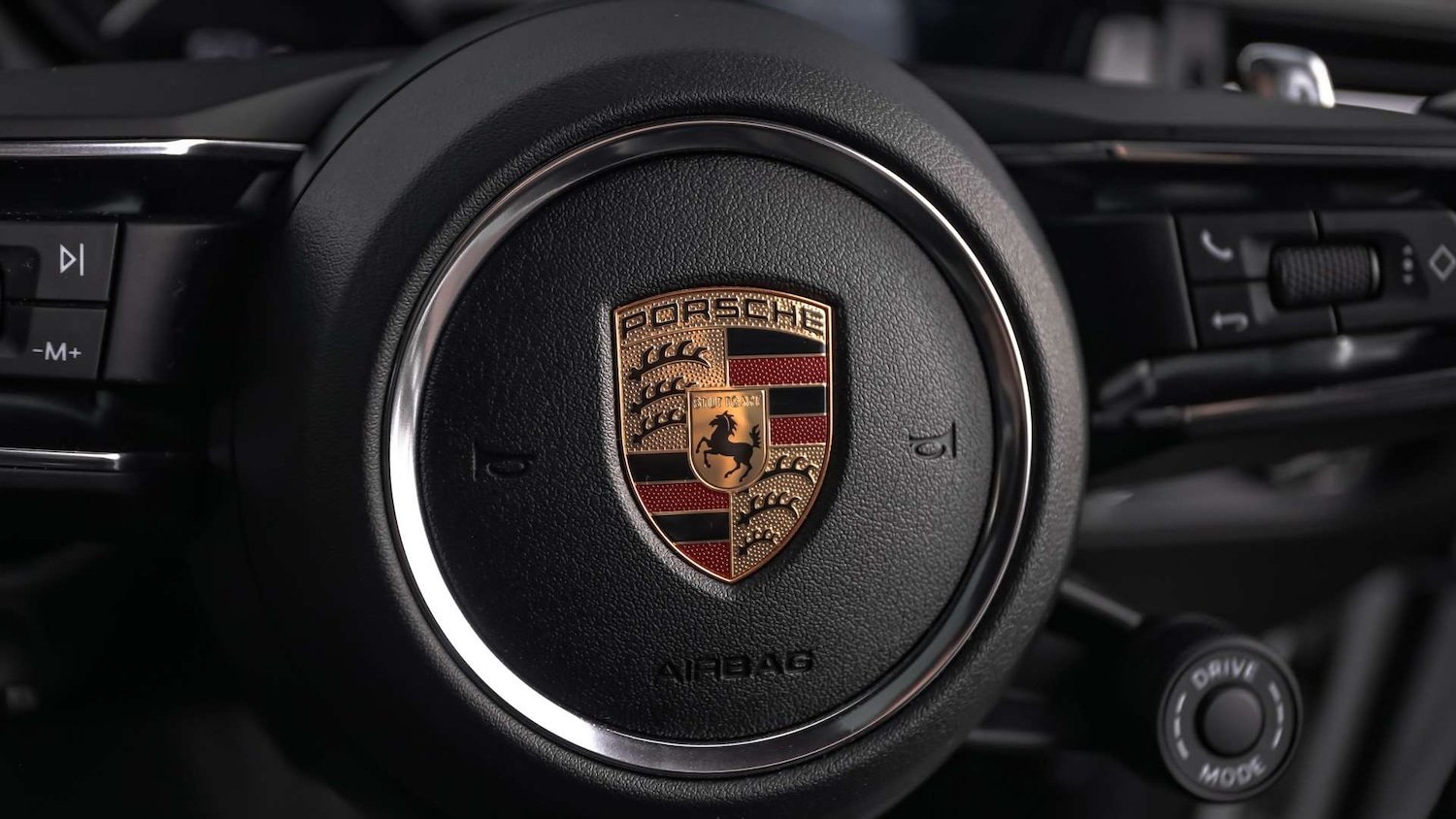 Used Porsche Macan 2021 for sale - 76442500: Photo 22