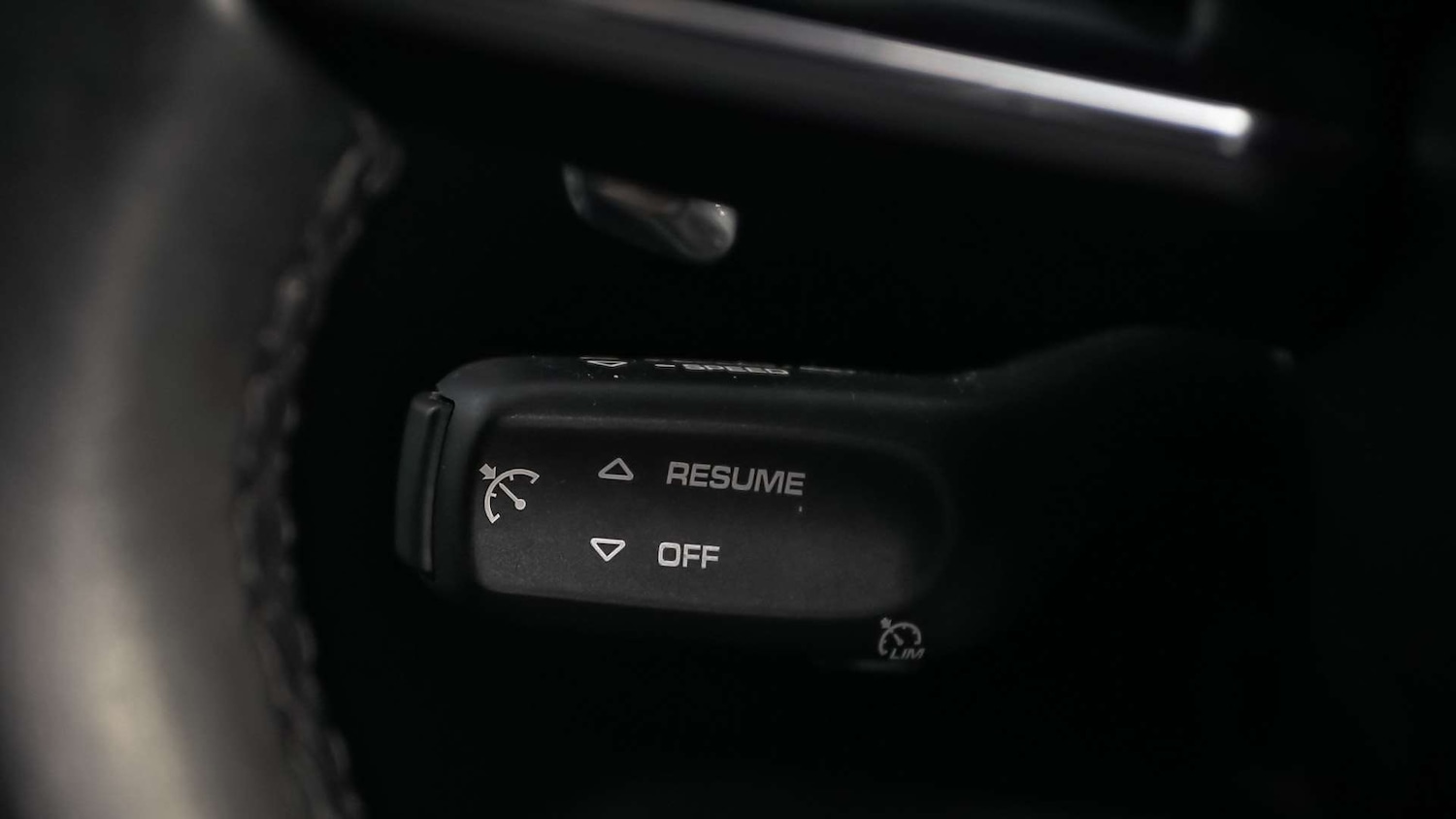 Used Porsche Macan 2021 for sale - 76442500: Photo 25