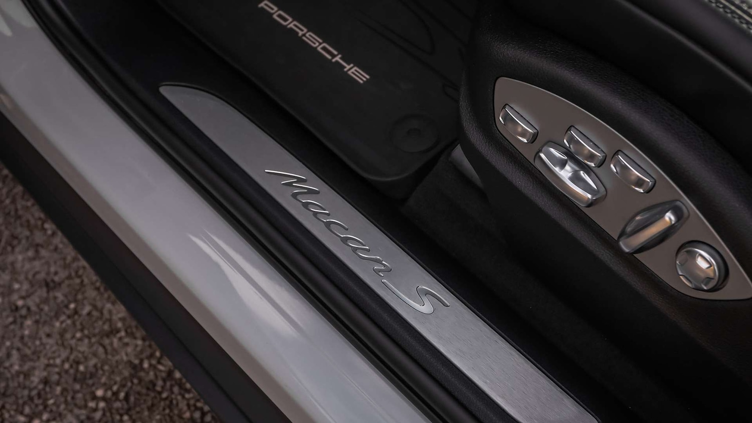 Used Porsche Macan 2021 for sale - 76442500: Photo 30