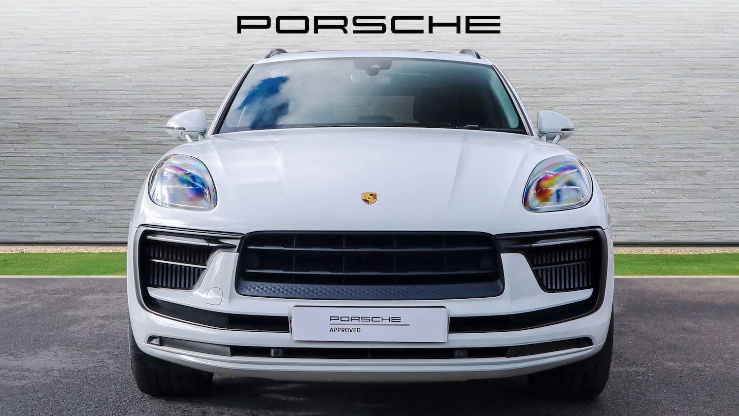 Used Porsche Macan 2021 for sale - 76442500: Photo 9
