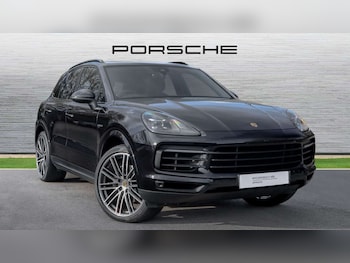 V6 E-Hybrid Auto 5-Door