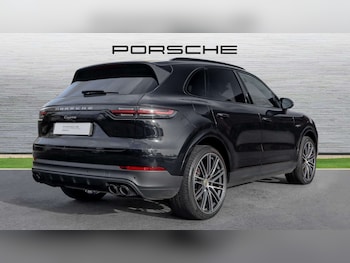 Used Porsche Cayenne 2020 for sale - 76460032: Photo