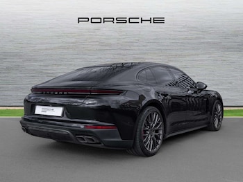 Used Porsche Panamera 2025 for sale - 77842514: Photo