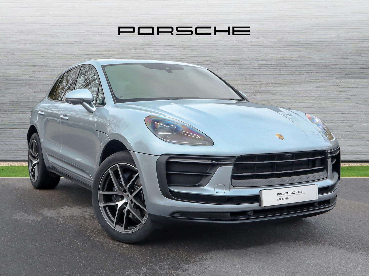 Used Porsche Macan 2025 for sale - 76501828: Photo 1