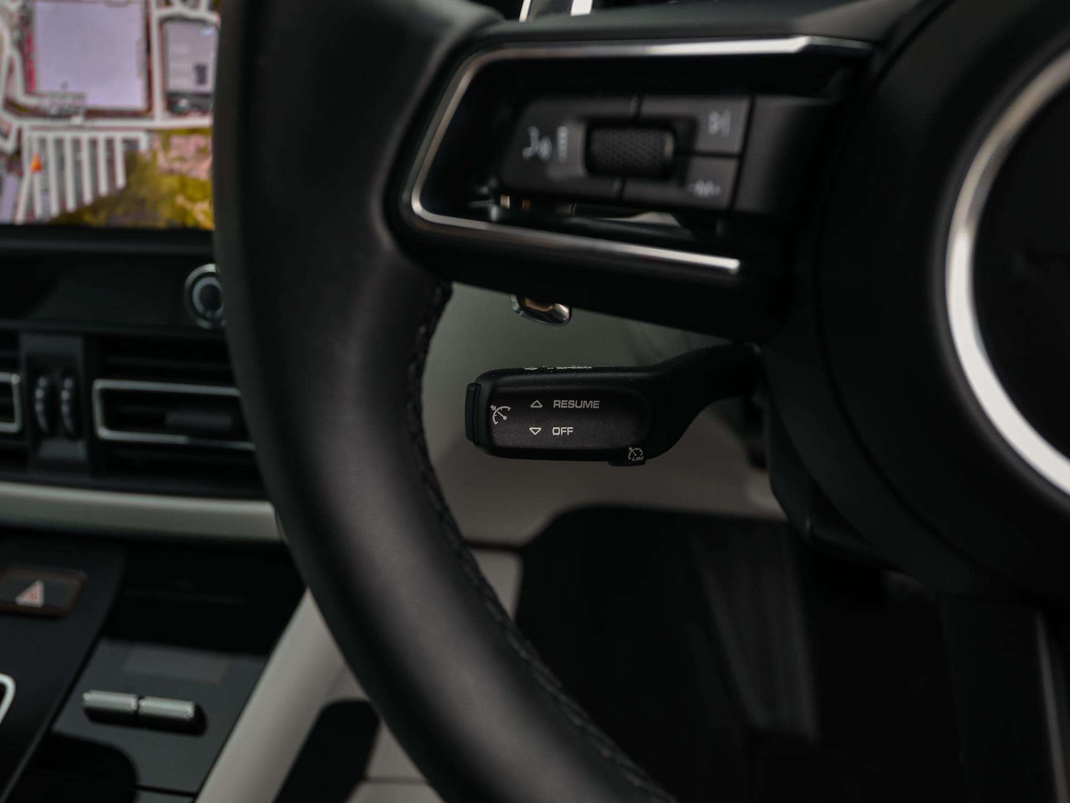 Used Porsche Macan 2025 for sale - 76501828: Photo 19