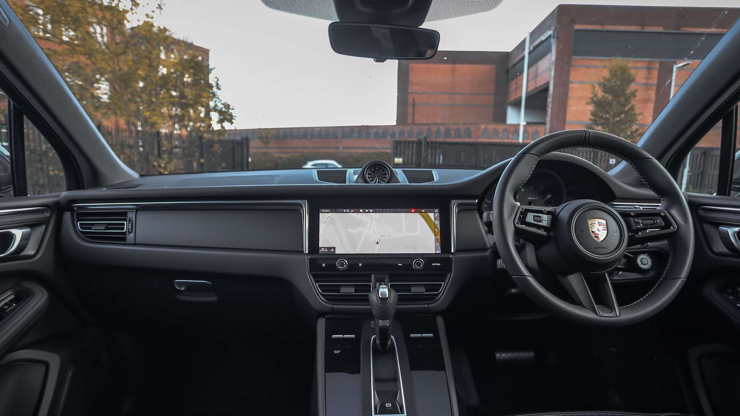 Used Porsche Macan 2025 for sale - 76435741: Photo 11