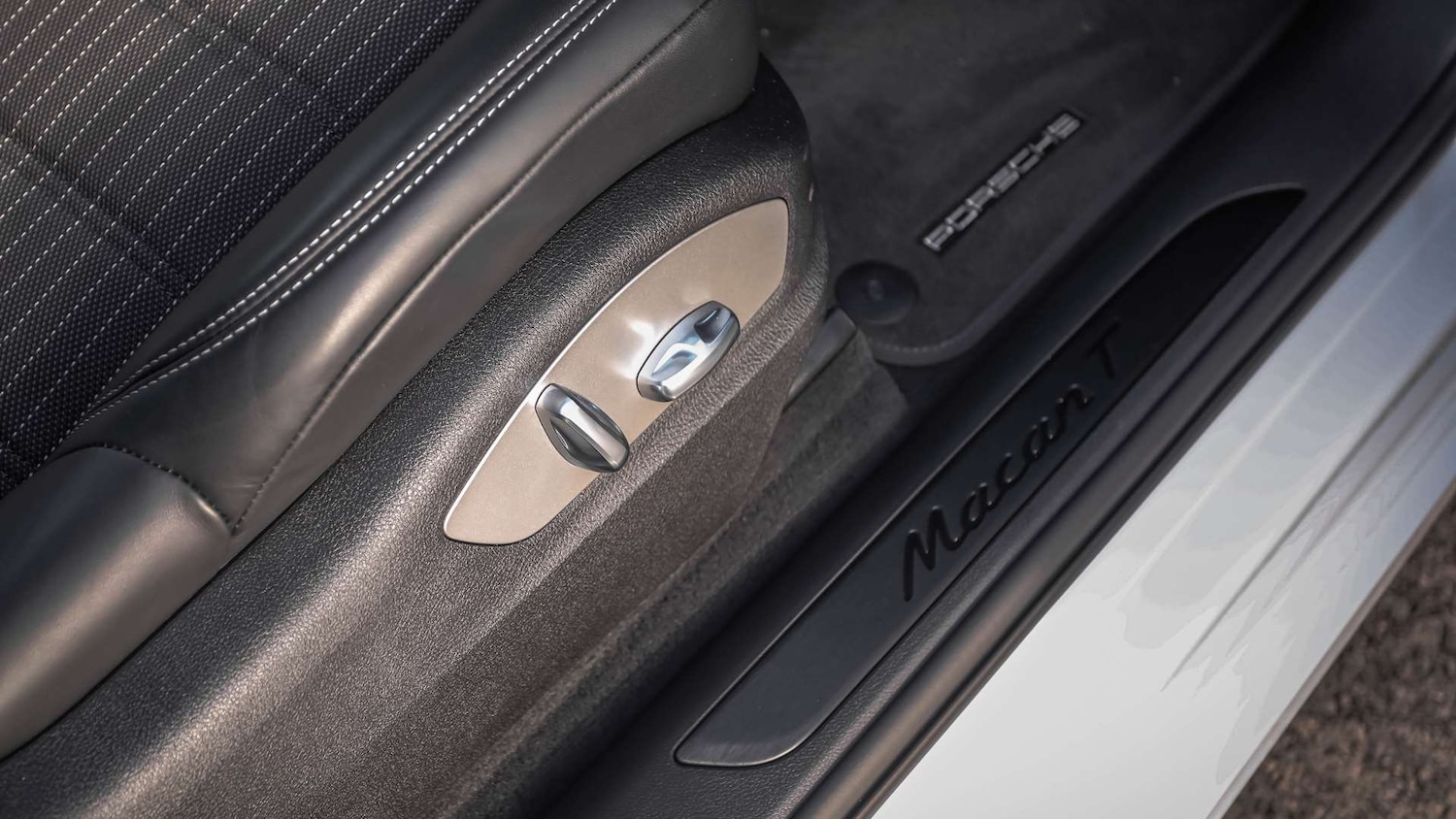 Used Porsche Macan 2025 for sale - 76435741: Photo 29