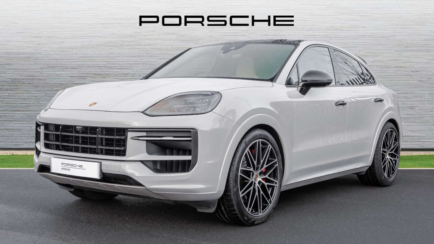 Used Porsche Cayenne 2024 for sale - 77706811: Photo 2