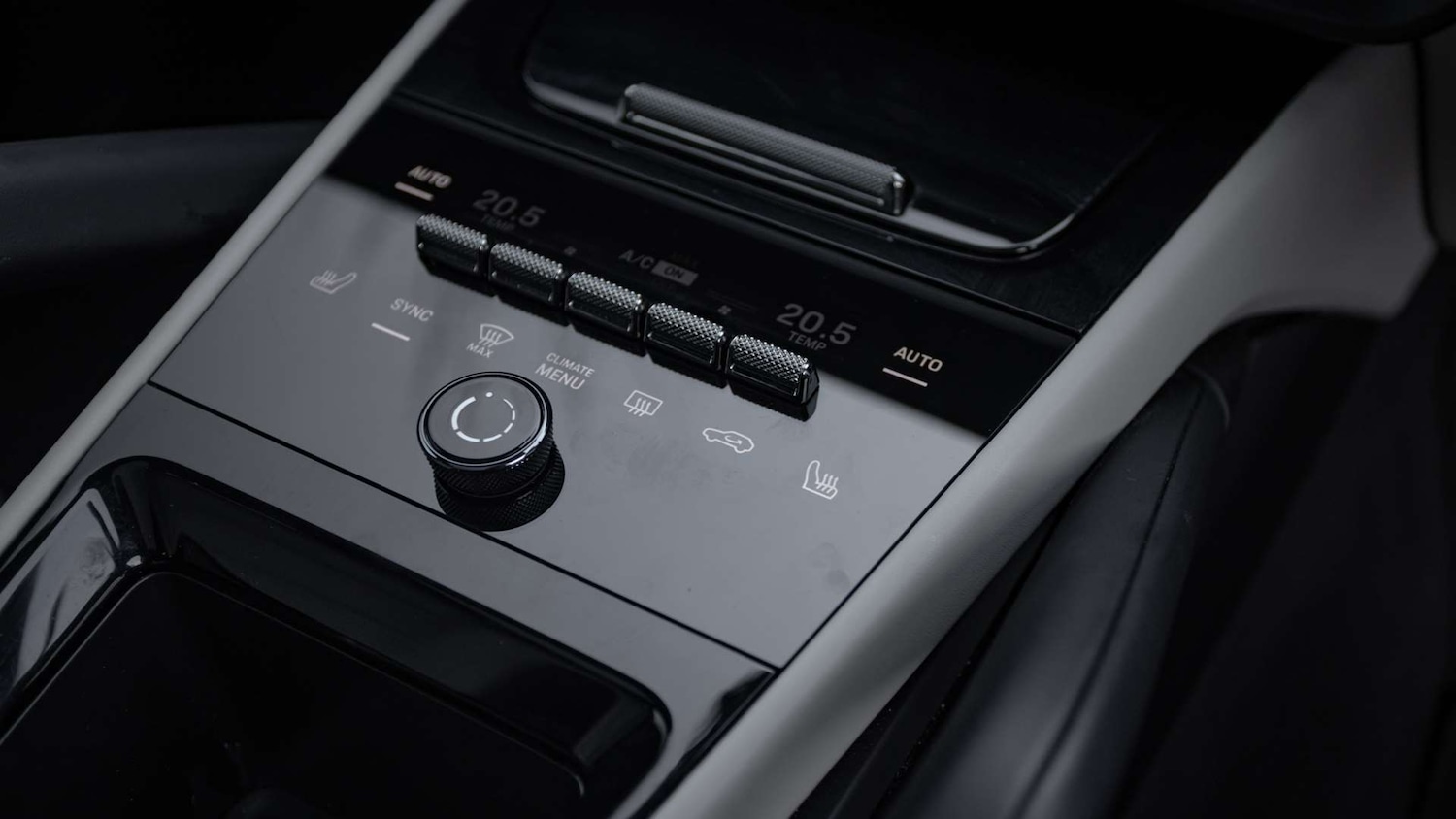 Used Porsche Cayenne 2024 for sale - 77706811: Photo 29