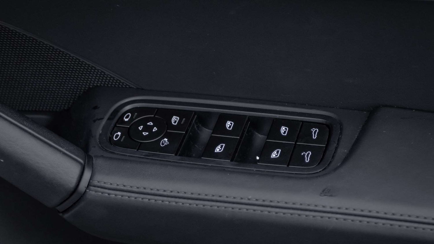 Used Porsche Cayenne 2024 for sale - 77706811: Photo 31