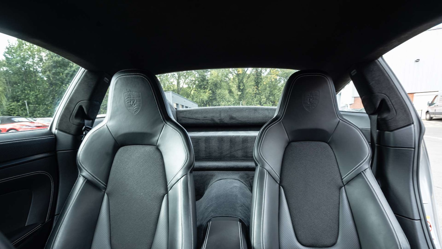 Used Porsche 911 2022 for sale - 76087858: Photo 13