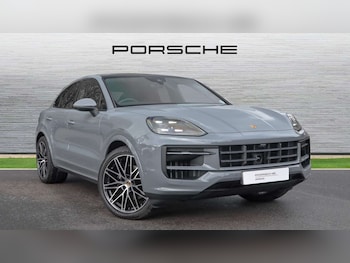 2025 - 5dr Tiptronic S