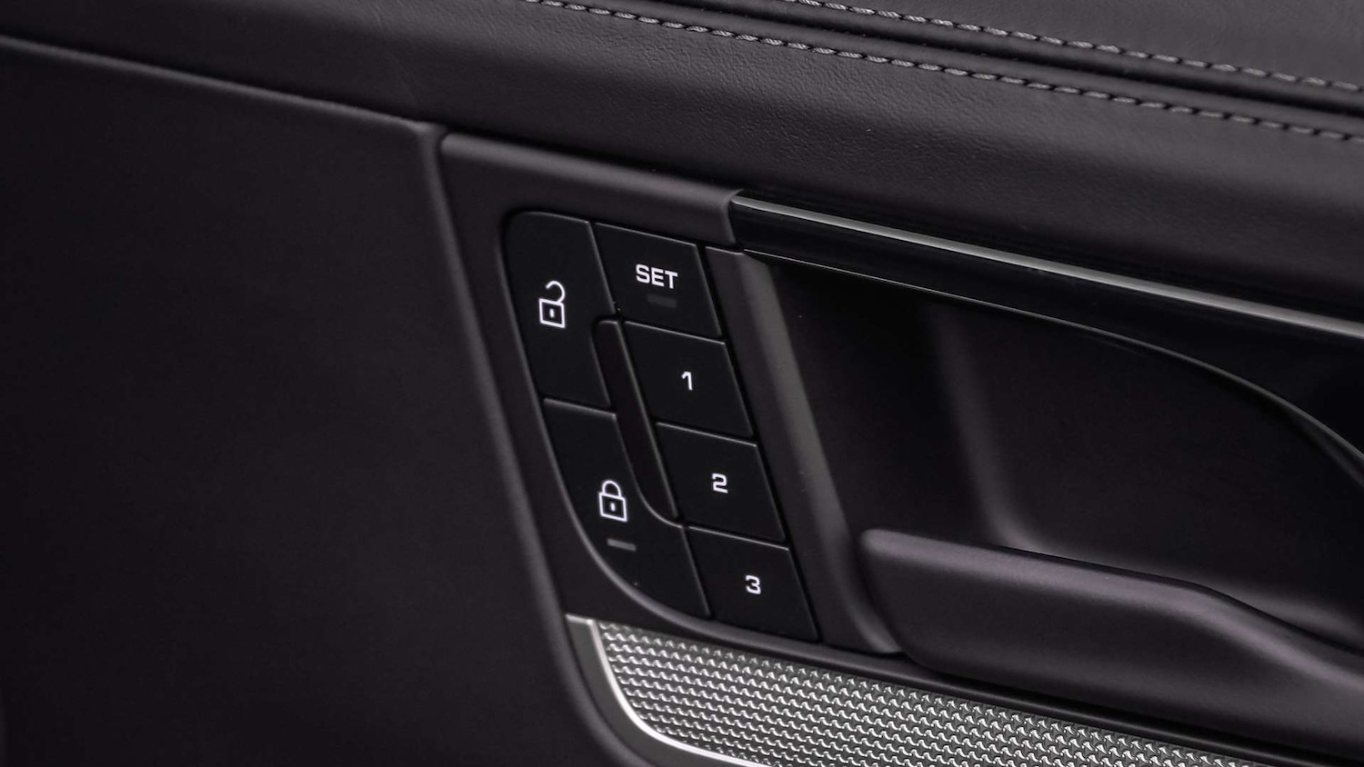 Used Porsche Cayenne 2025 for sale - 76401399: Photo 27