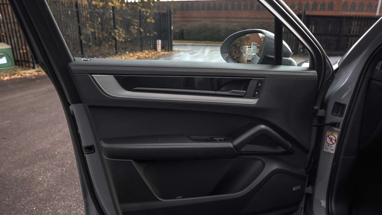 Used Porsche Cayenne 2025 for sale - 76401399: Photo 30